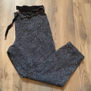 Lululemon On The Fly Pants